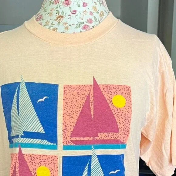 Vintage brand: reatta Chicago retro Tshirt boats 80s size large Some of the pri - Picture 5 of 5